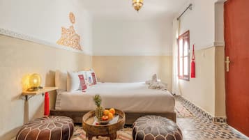 Standard Double Room | Free WiFi, bed sheets