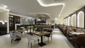 Restaurant - Clarks Inn Dehradun (Dehradun)