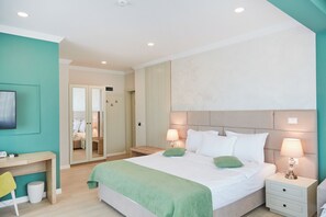 Premium Triple Room, Balcony, Sea View
