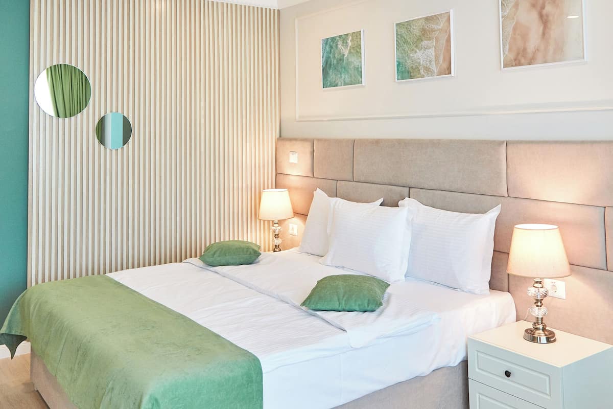 Superior Triple Room, Balcony, Partial Sea View | Desk, free WiFi