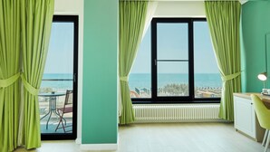 Premium Triple Room, Balcony, Sea View | Desk, WiFi (free) - HOTEL AZALEEA MAMAIA NORD (Navodari)