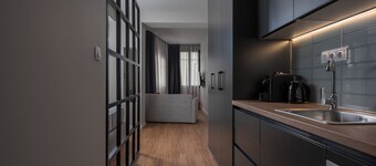 Hebrard Industrial Suites