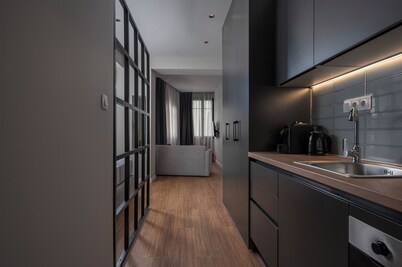 Hebrard Industrial Suites