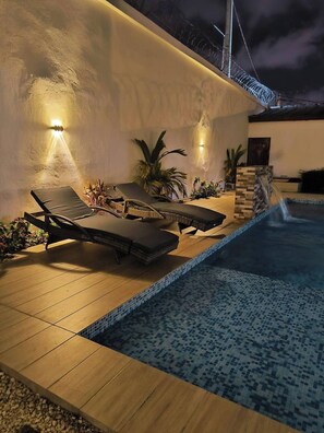 Pool - Full housing: apartment in residence - Abidjan, Ivory Coast (Abidjan)