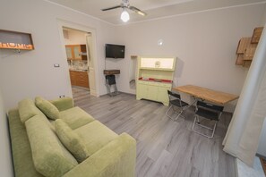 Club Condo, Kitchen, Ground Floor | Living area - Central Station House Riccardo (Catania)