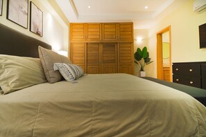 Iron/ironing board, WiFi, bed sheets - Pueblo Beach - Charming One-Bedroom Retreat Steps From the Beach (Puerto Vallarta)
