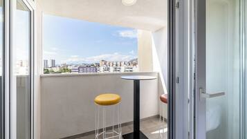 Classic Apartment, 1 Bedroom, Non Smoking | Balkoni