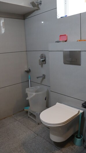 ห้องน้ำ