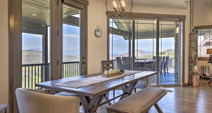 Luxury 6 BDR Home! Skiing, Golf, Views, Hot tub!