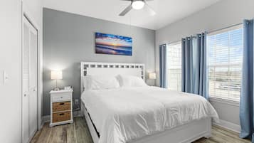 2 bedrooms, iron/ironing board, free WiFi, bed sheets