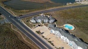 Exterior - Stunning Beachside 2 BDR with Pool – Whitecap (Corpus Christi)