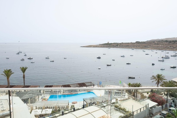 Views - right infront of a popular beach club