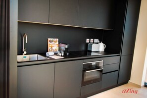 Køleskab, mikrobølgeovn, ovn, opvaskemaskine