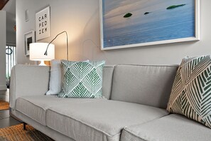 Smart TV, fireplace, offices, printers