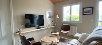 Charming ground floor apartment with private garden 500m from Loctudy