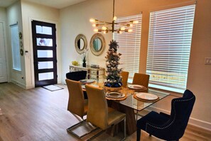 Dining - Modern 3BR Home w/ Chef’s Kitchen, Game Room & Yard – Near Museums, Med Center & Downtown (Houston)