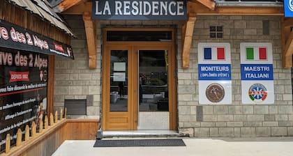 Bright 3-room apartment, sleeps 6, 250m from slopes, pets allowed