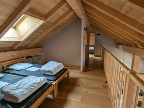 3 bedrooms - Spacious duplex for 10 ppl. 250m from slopes - Pets allowed (Les Deux Alpes)