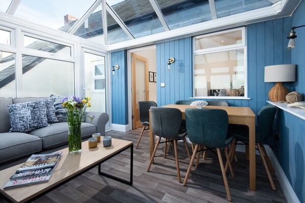 تناول الطعام