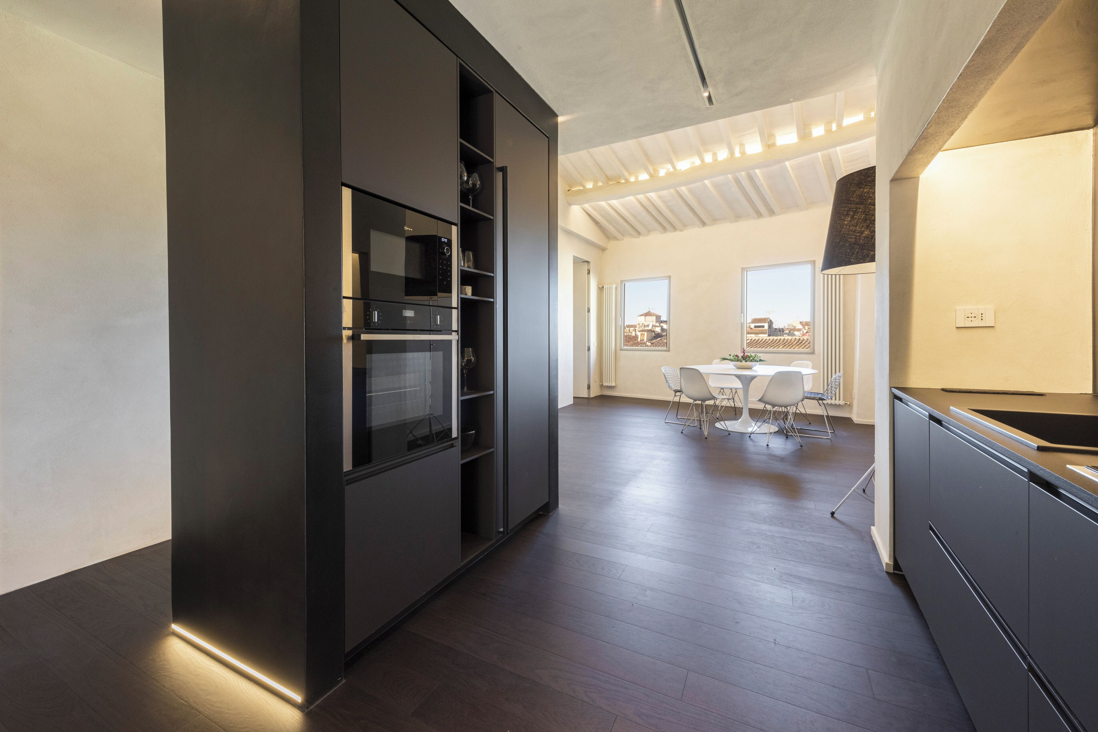 Superior Apartment | Private kitchen | Fridge, stovetop, cookware/dishes/utensils