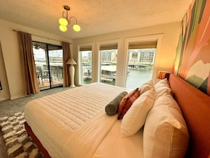 2 bedrooms, desk, iron/ironing board, travel cot