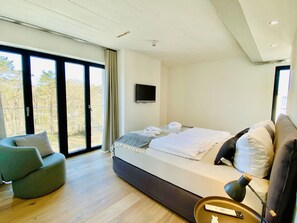 5 slaapkamers, een strijkplank/strijkijzer, gratis wifi