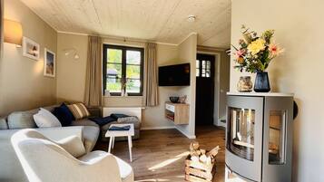 TV, peis, bordtennis og bøker