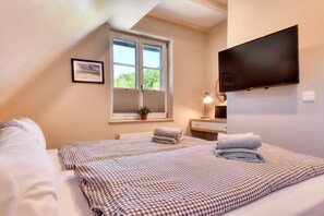 1 chambre, fer et planche Ă repasser, Wi-Fi gratuit, draps fournis