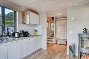 Refrigerador, horno, parrilla de estufa y lavavajillas 