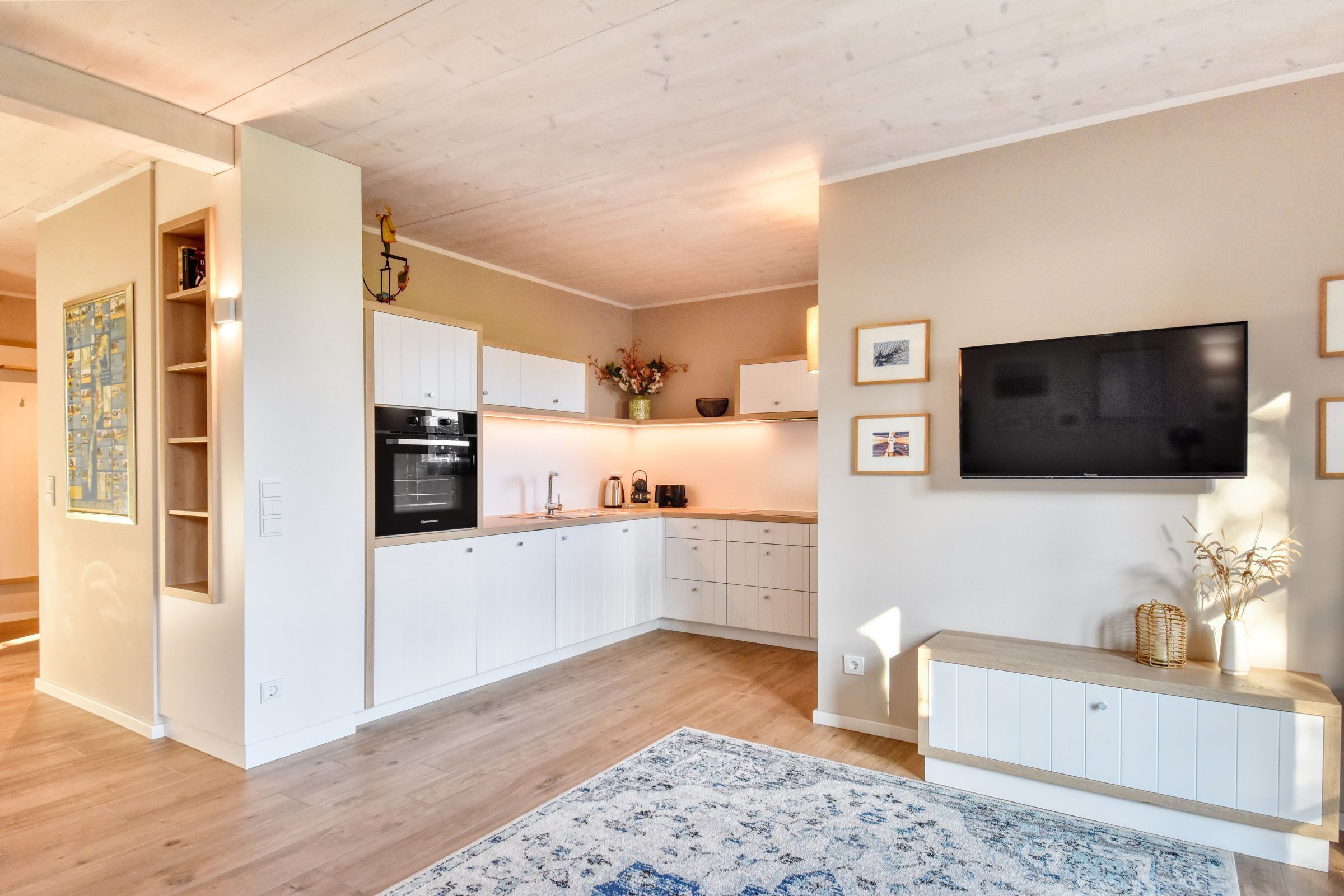 冷蔵庫、オーブン、コンロ、食器洗い機