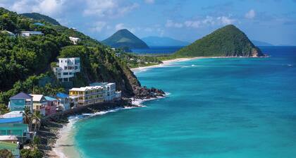 BVI VILLAGE bohemian Mediterranean-style hilltop villa & pool for relaxing times