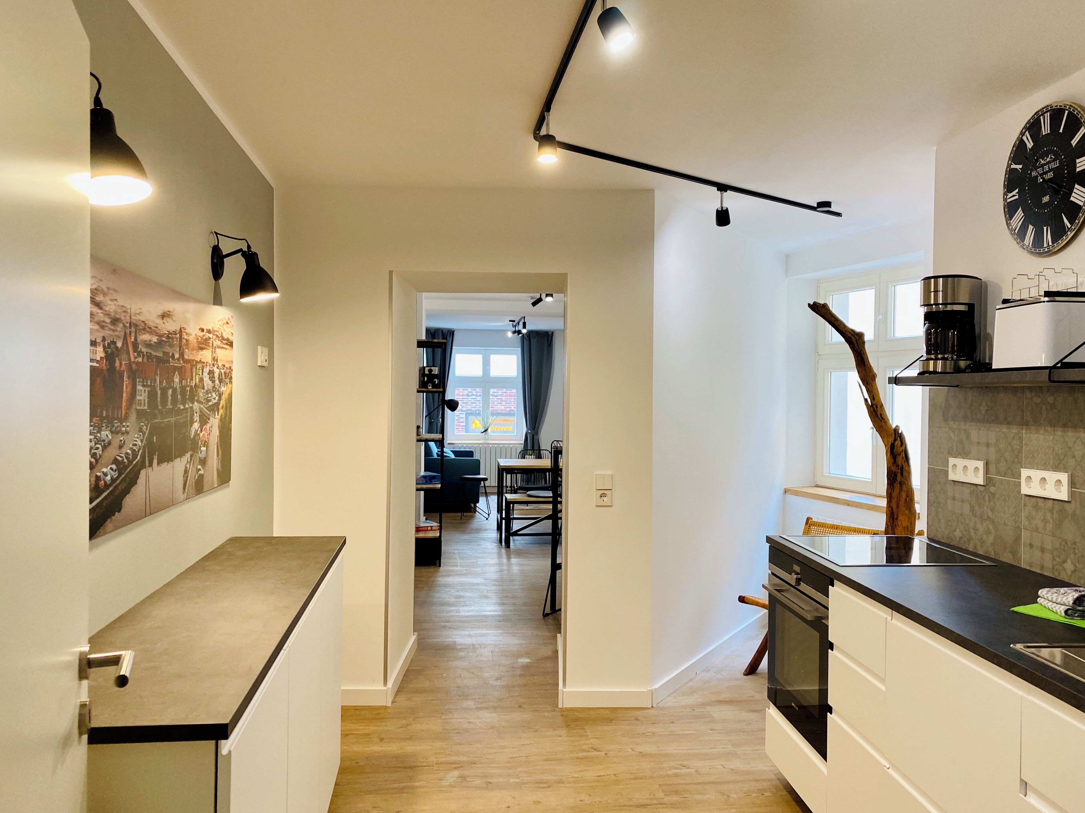 Kühlschrank, Ofen, Herdplatte, Geschirrspüler