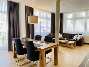 Dining - Welcome to the vacation apartment "Binzer Meerlust" (Binz)