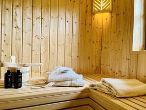 Sauna - Newly built, modern, exclusive - that describes the Klein Stresow vacation village (Klein Stresow)