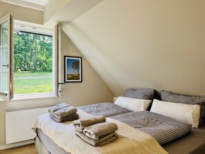 2 soverom, strykejern/-brett og wi-fi (inkludert)