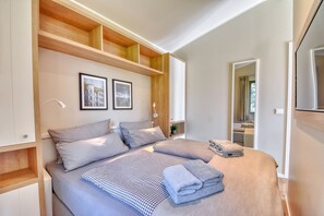 1 bedroom, iron/ironing board, free WiFi