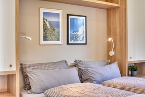 1 bedroom, iron/ironing board, free WiFi