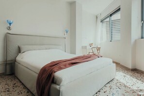 King Suite | 2 bedrooms, iron/ironing board, free WiFi - MGM Residencies - Agias Theklas (Athens)