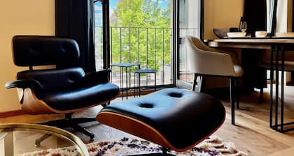 Hafenblick und stylische Atmosphäre im nagelneuen HafenCity Loft Stralsund