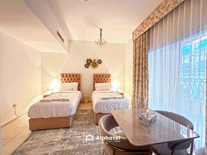 3 slaapkamers, een strijkplank/strijkijzer, gratis wifi, beddengoed