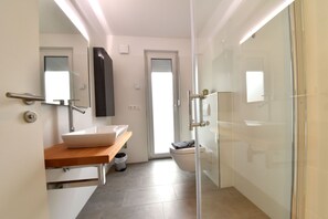 Ducha, secador de pelo