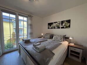 2 chambres, bureau, Wi-Fi gratuit, draps fournis