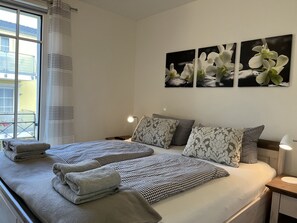 2 bedrooms, desk, free WiFi