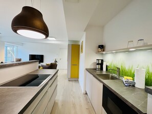 Fridge, microwave, oven, dishwasher