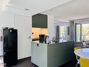 Fridge, oven, dishwasher, toaster