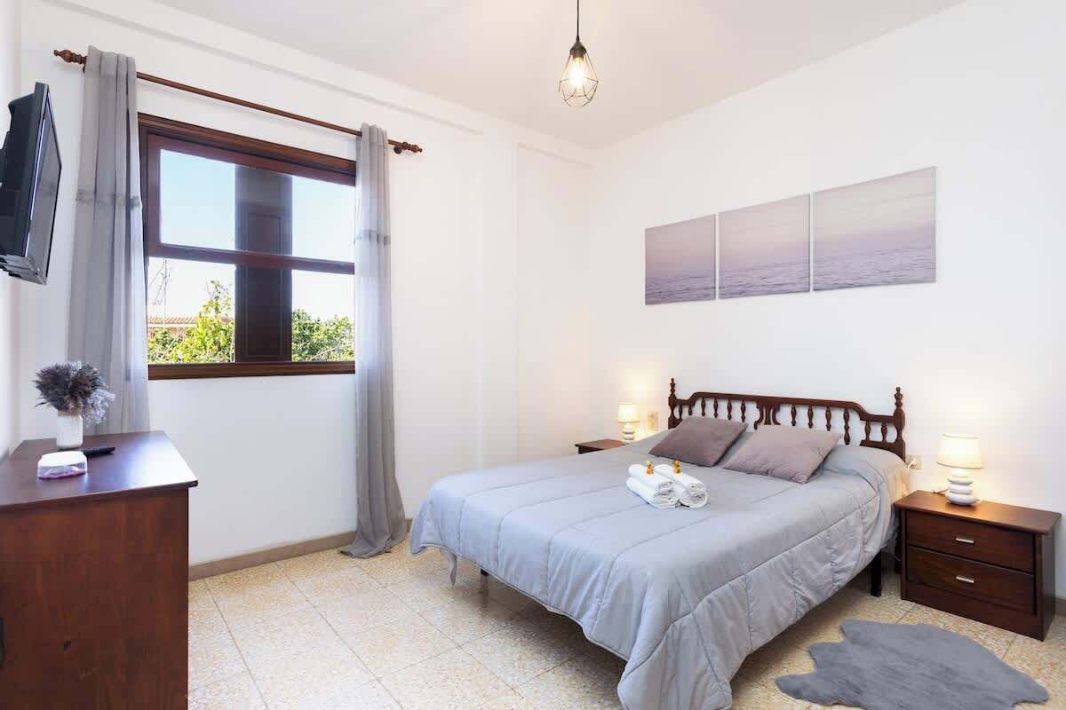 1 quarto, ferros/tábuas de passar roupa, Wi-Fi, roupa de cama