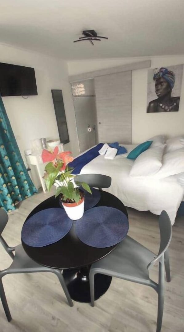 Dining - Plaine des cafres bungalow with jacuzzi (Réunion Plaine des cafres 27 ème)