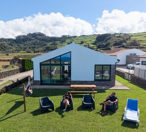 Outdoor dining - Beer House -  By Ponta Negra Azores (Angra do Heroísmo)