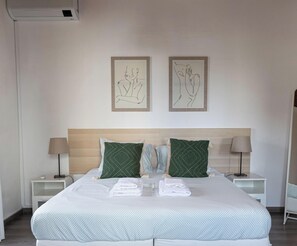 2 bedrooms, iron/ironing board, WiFi, bed sheets - Casa da Gente T2 by PontaNegraAzores (Praia da Vitória)