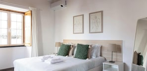 2 chambres, fer et planche à repasser, accès au Wi-Fi (inclus)